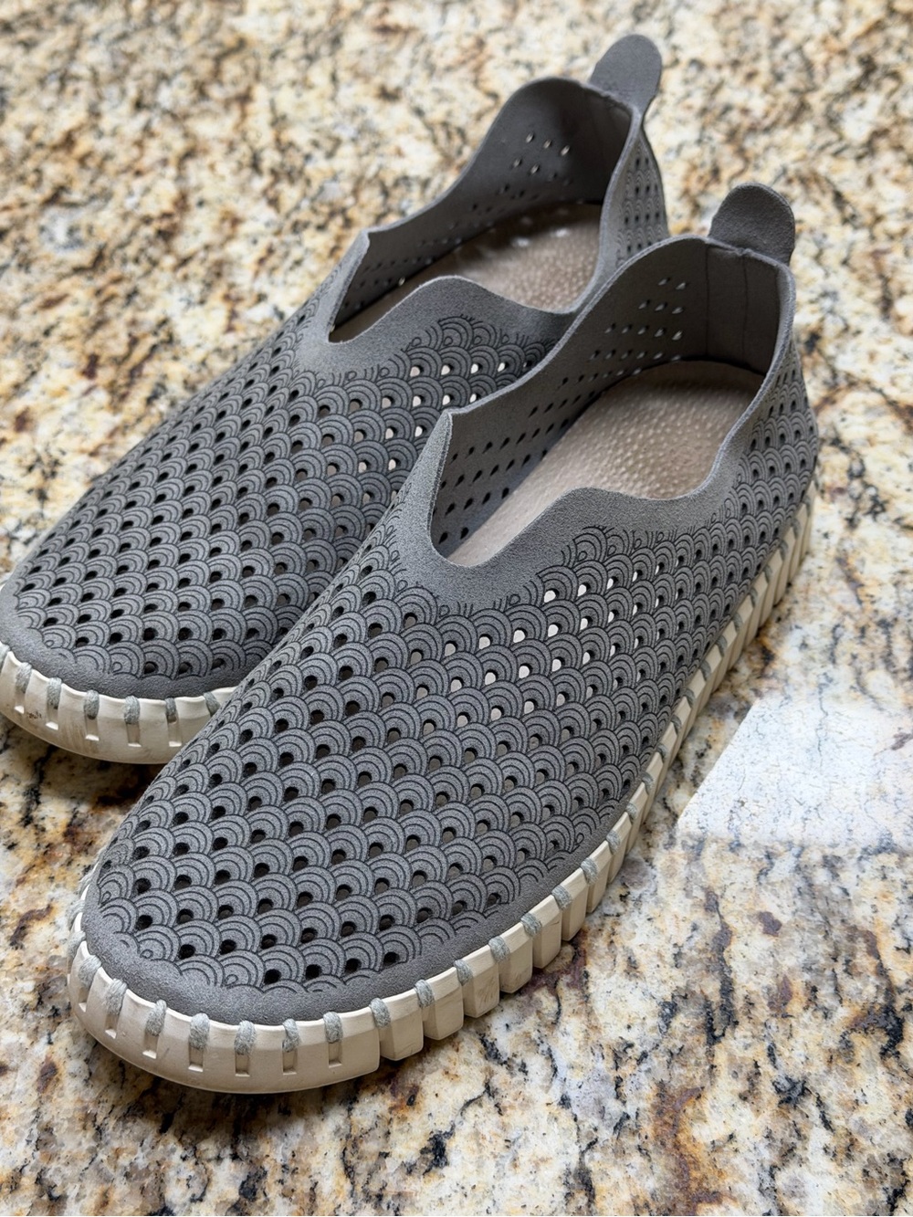 Women’s Gray Ilse Jacobsen Perforated Slip-On Tulip Sneakers - Size 3️⃣8️⃣/7️⃣